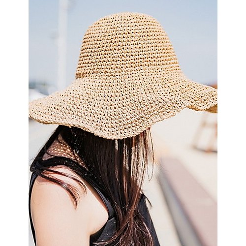 Female basic straw hat solid color